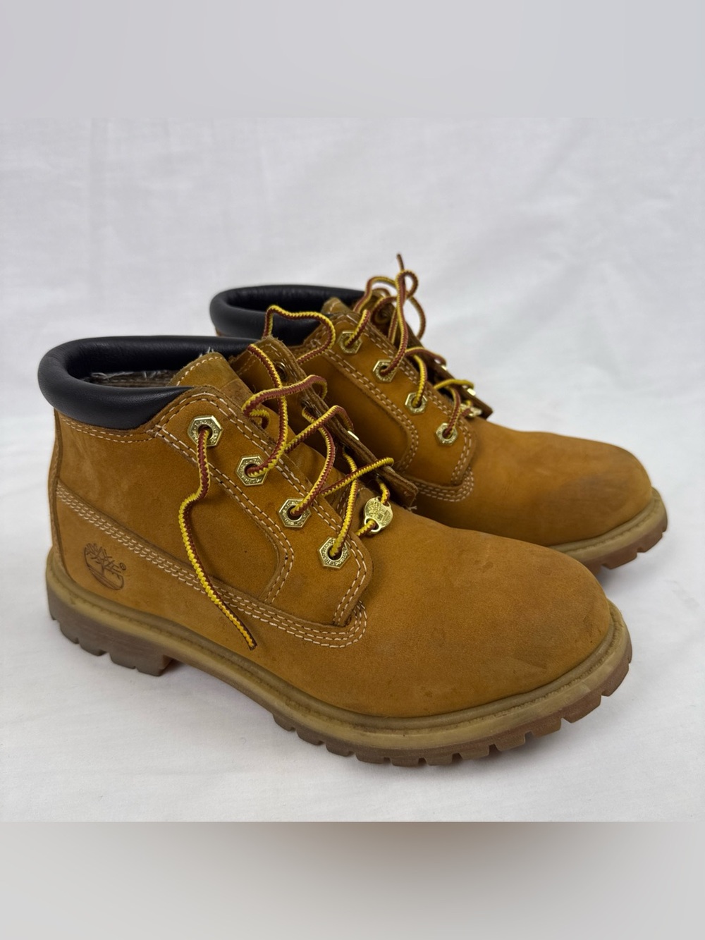 Timberland Women's Nellie Waterproof Chukka Boots in wheat nubuck leather W/Box